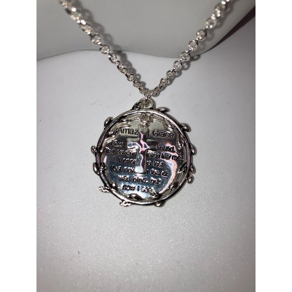 NWT! Icon Collection Amazing Grace Pendant 18" Necklace!